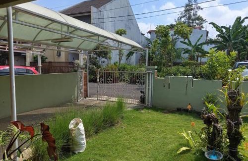 Setiabudi Villa | Imah Budi Luhur