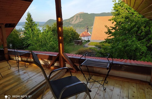 Nagymaros House | Immaculate 1-Bed House in Nagymaros