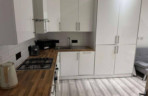 Walton on the Naze Apartment | Immaculate 1-bed Apartment in Walton on the Naze