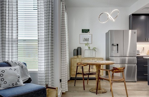 Highland House | Immaculate 2B/2B Modern Home N. Central | 30+ Days | Perfect for Temp Living