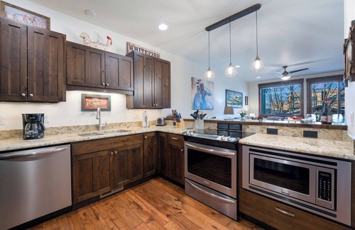 Whitefish Condo | Immaculate condo in the heart of downtown Whitefish