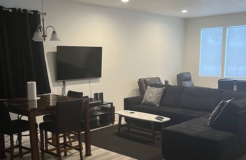 Spokane House | Immaculate & fun house close to downtown Spokane! Private room - Shared Living