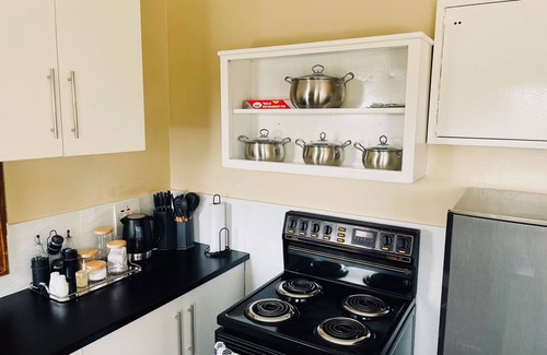 Harare Apartment | Immaculate Home in Avondale West - 2166