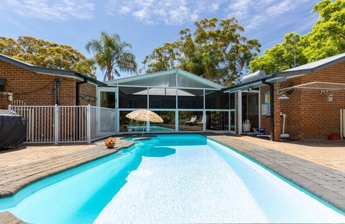 Tuncurry House | Immerse yourself in the laid back lifestyle of Tulloch Estate.