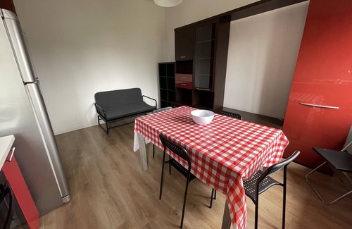 Villapizzone House | Impeccable 2-bed House in Milano up to 4 People