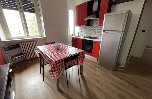 Villapizzone House | Impeccable 2-bed House in Milano up to 4 People