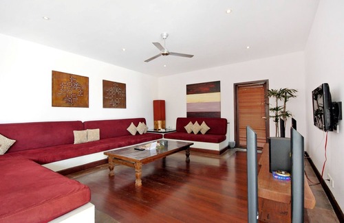Batubelig Villa | Imperial 3 bedroom Private pool villa