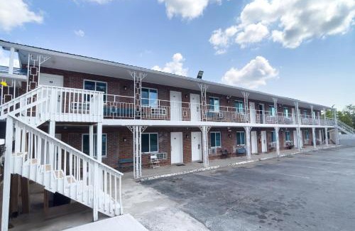 Tazewell Hotel | Imperial Inn by OYO Tazewell