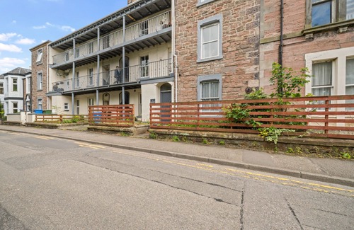 Inverness City Centre Apartment | Imtiaz - 9 Ardconnel Terrace