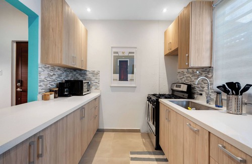 Condado Apartment | In Condado Beach Beautiful Pool With Tanning Bed