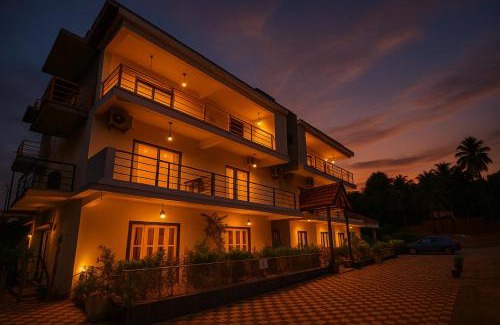 Candolim Hotel | In GOA Three Bedroom Penthouse with Kitchen