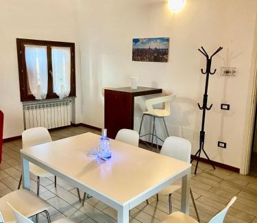 Montichiari Apartment | In Love 01