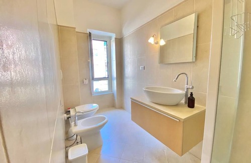 Voghera Apartment | In prestigious cohort, in the very center of Voghera, between Duomo and Station