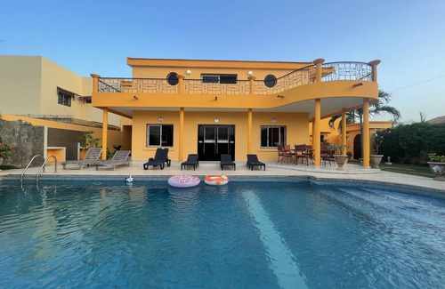 Saly Villa | In Saly on the small coast house of 450 m2, with 5 bedrooms and private pool