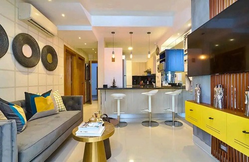 Downtown Santo Domingo House | In The City Center Modern Apartment! Pool&Gym