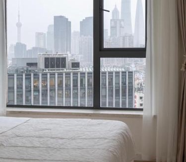 Huangpu Apartment | In the City of Center with Bund View and Orient-al Pearl TV Tower View