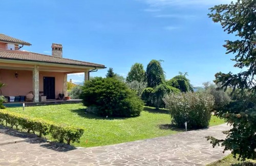 Fiano Romano House | In the green, half an hour from the center of Rome With summer and winter swimming pool