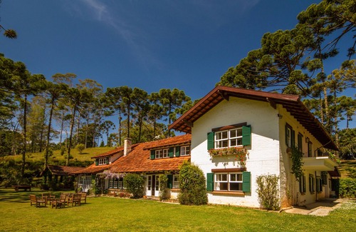 Vila Izabel House | In the heart of the forest, safe and comfortable, a 20-minute walk from Baden-Baden