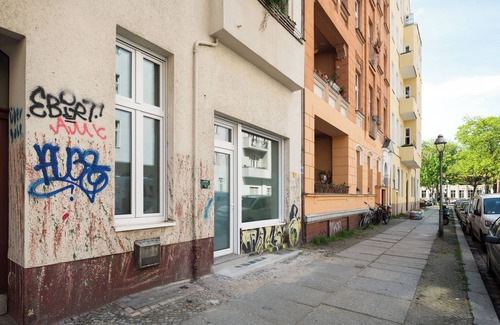 Kreuzberg Apartment | In the heart of Berlin Kreuzberg - perfectly located in the neighborhood for up to 8 people