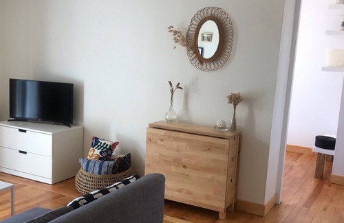 Contis-les-Bains Apartment | In the heart of Contis, 200 m from the beach, T3 apartment with terrace