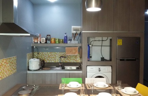 Bonifacio Global City Apartment | In the heart of Fort, Bonifacio Global City