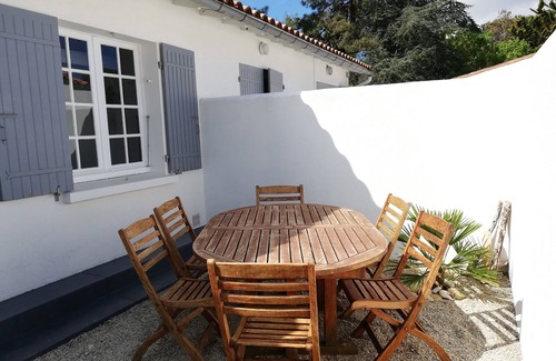 Rivedoux-Plage Cottage | In the heart of the pine forest, cottage for 2/4 people, very well equipped