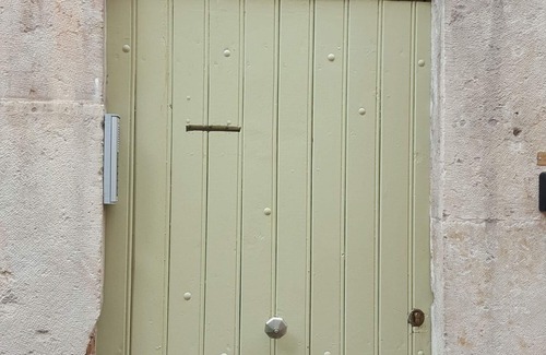 Beaune City Centre Apartment | In the historic center of Beaune