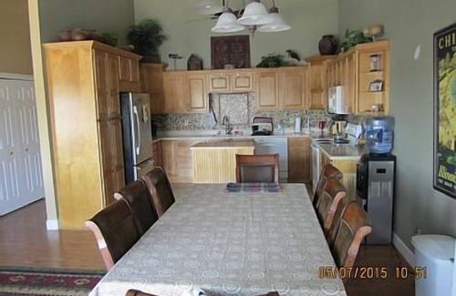 South Haven Condo | In The Midst Of It All!