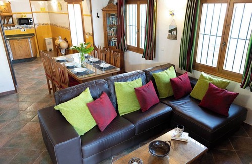 Nerja Cottage | IN THE MOUNTAINS OF THE COSTA DEL SOL. Villa with private swimming pool - hot jacuzzi