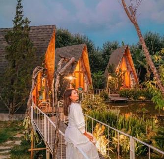 Phuong House | In The Pines Homestay & Coffee