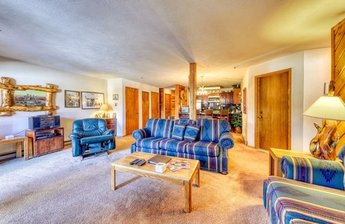 Historic District Condo | In-town condo with ideal walk-to-lifts location, pool, hot tubs & sauna
