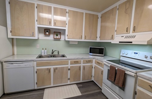 Fairbanks Apartment | In Town! Fully-equipped kitchen with spacious bedrooms. Free parking & WiFi!