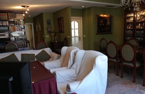 Triana Apartment | In Triana, spacious, bright and in a quiet area.