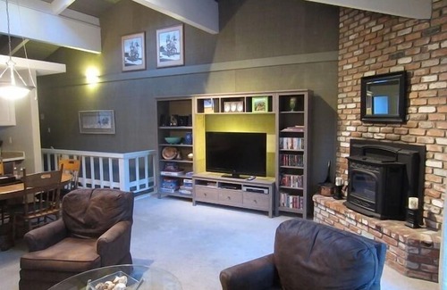 Incline Village Condo | Incline Village Mountain Shadows Condominium Unit #139