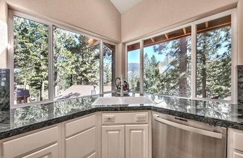 Incline Village Ski Chalet | Incline Village lake view chalet minutes to diamond peak ski resortn28+days only