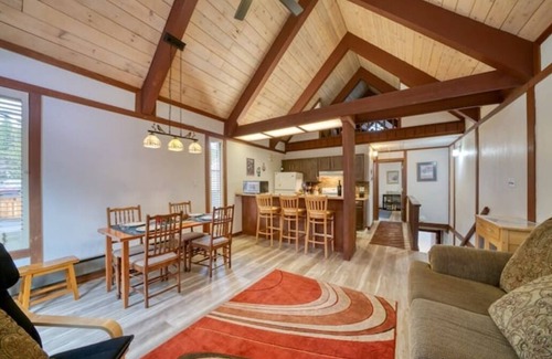 Incline Village Condo | Incline Village 1 Queen 1Bath with AC, WiFi & Parking