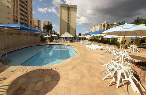 Do Turista Apartment | Incrível apart-hotel c pisc aquecida -Caldas Novas