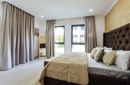 Accra Apartment | Incredible 2 Bedroom Space Available