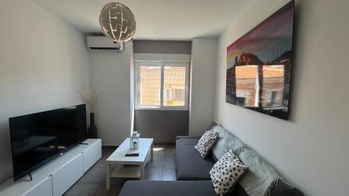 Pla del Bon Repos Apartment | Incredible apartment for 10 in downtown Alicante By ElConserje