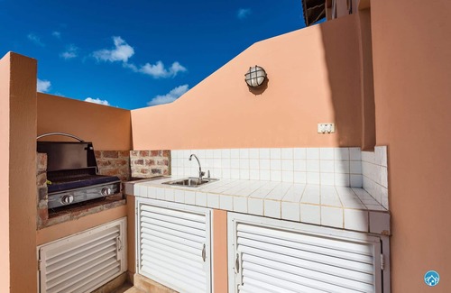 Oranjestad-West Condo | Incredible location Eagle Beach! sleeps 6 - clean and centrally located!