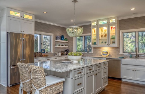 Seabrook Island House | Incredible Oceanfront Home-Sleeps 8! Huge Deck! Beach Access! Amenity Cards!