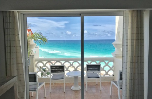 Punta Cancun Apartment | Incredible sea view deluxe with balcony
