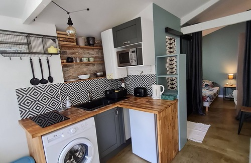 Pierrefitte-sur-Seine Apartment | Independent Studio of 22m2 Near Paris