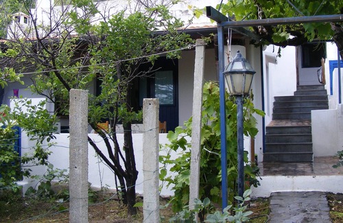Malfa House | independent studio in Aeolian style villa in absolute tranquility