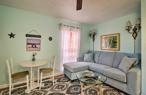 South Sea Village Apartment | Indialantic Apt with Bikes - 1 Mi to Melbourne Beach