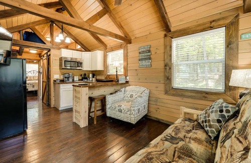 Indian Point House | Indian Point Branson Vacation Rental with Lake View!