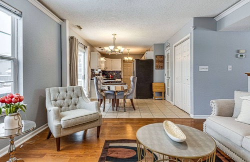Pike House | Indianapolis Home w/Private Yard ~ 8 Mi to Dtwn!
