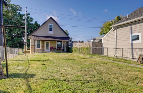 Indianapolis Cottage | Indianapolis Home w/Porch - Close to Mile Square!