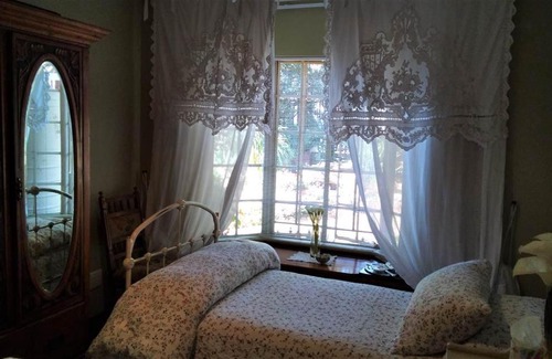 Greater Johannesburg Metropolitan Area Apartment | Indigo