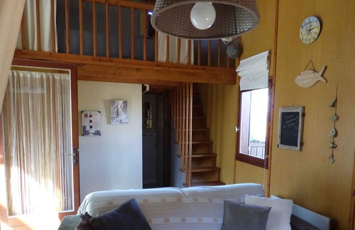 Saint-Pierre-d'Oleron Ski Chalet | Individual chalet 15 minutes by bike from the ocean
